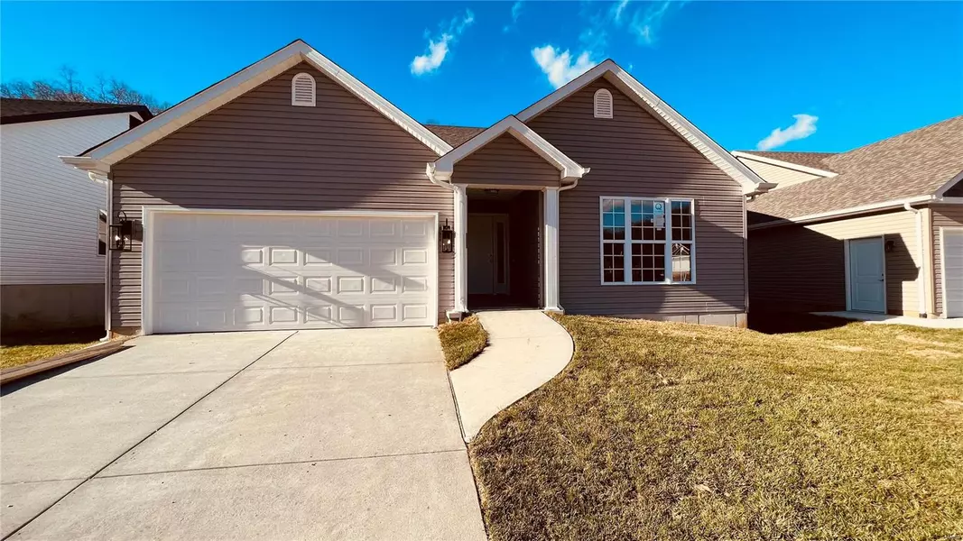 717 Konert Crossing, Fenton, MO 63026