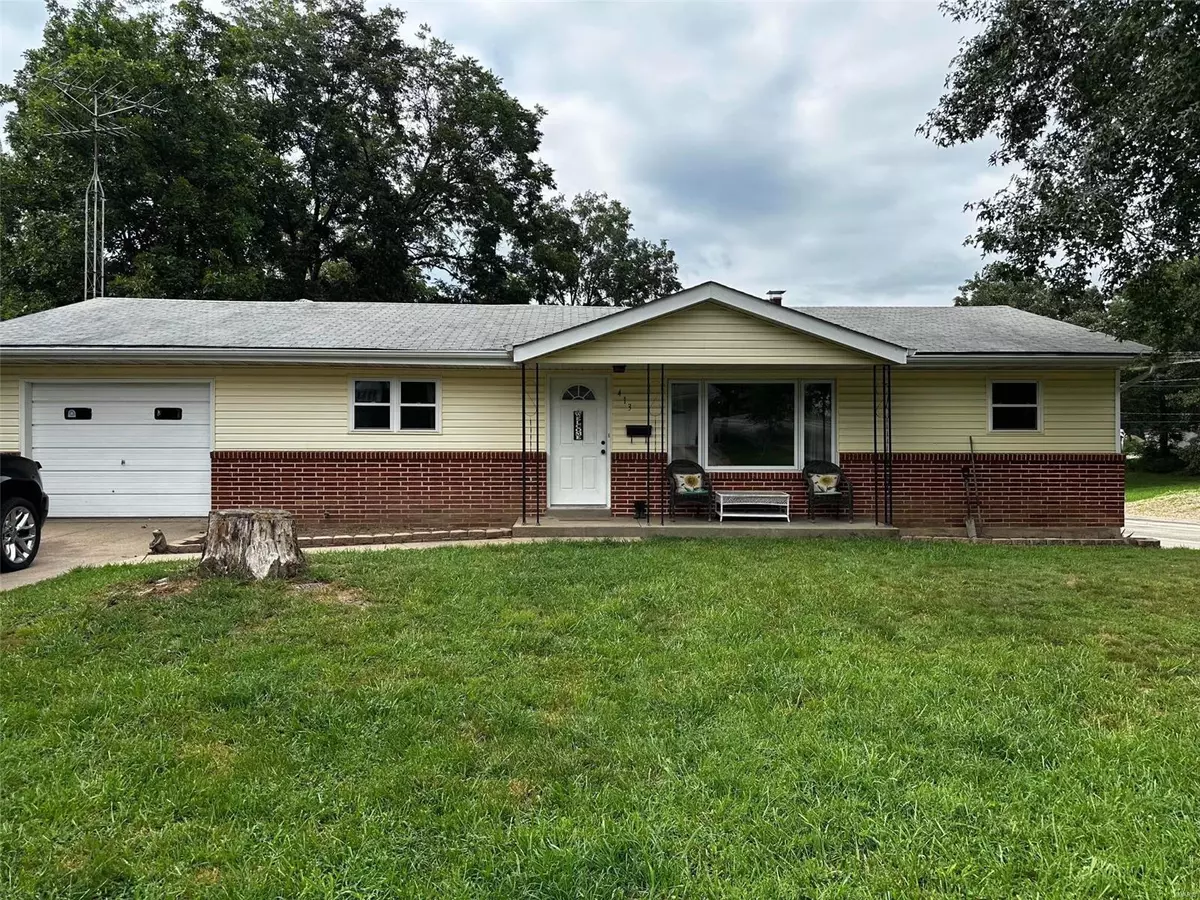 Owensville, MO 65066,413 E Peters AVE