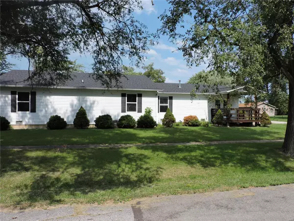 Wellsville, MO 63384,611 Lehnen ST