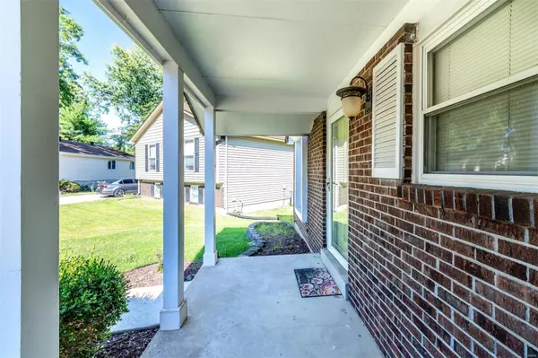 Maryland Heights, MO 63043,2340 Charter Wood CT