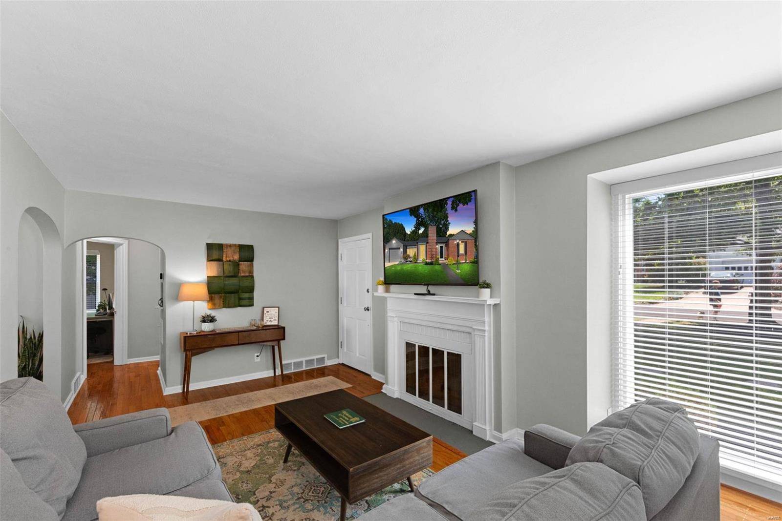 St Louis, MO 63119,433 Sunningwell DR