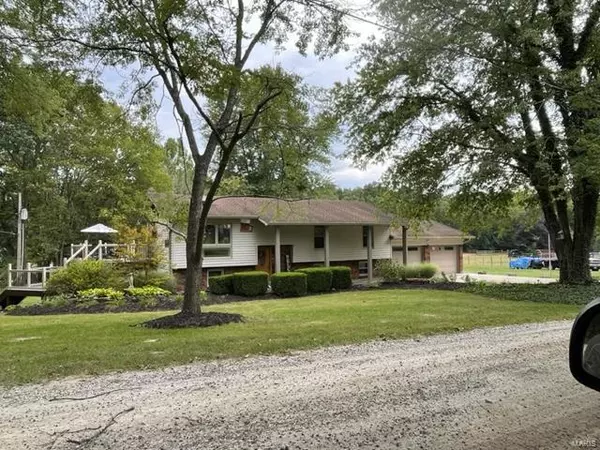 Washington, MO 63090,106 Rolling Hills DR