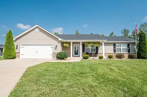 53 Joey CT, Troy, MO 63379