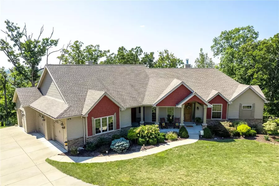 160 Coyote Crest LN, Augusta, MO 63332