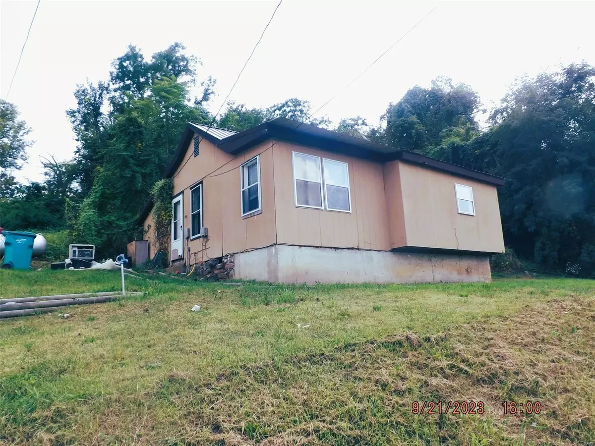 Steeleville, MO 65565,304 Third Street RD