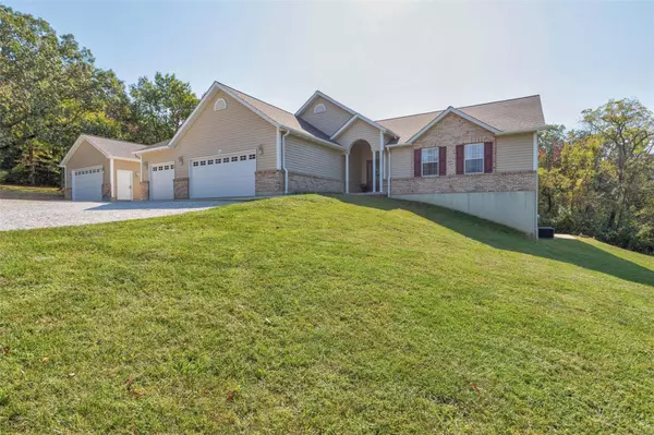 Dittmer, MO 63023,9090 Ridge RD