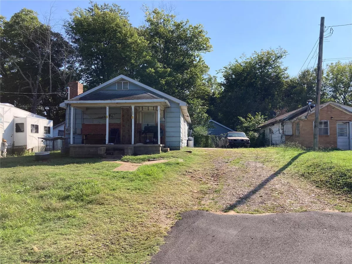 Poplar Bluff, MO 63901,1110 Bradley ST