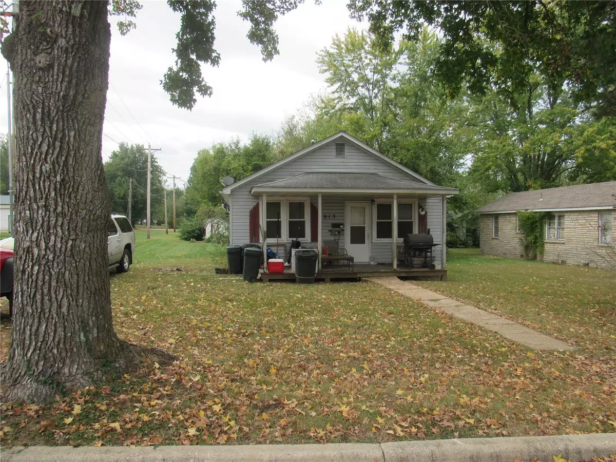 St James, MO 65559,613 Grover ST