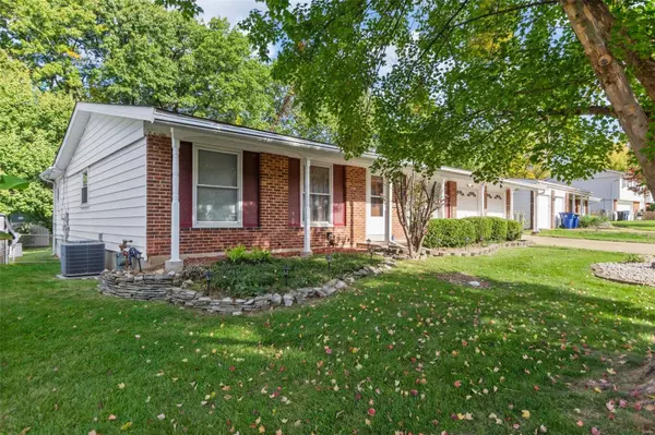 Unincorporated, MO 63114,2667 Midland Ridge DR