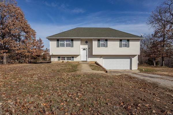 15365 Top DR,  St Robert,  MO 65584