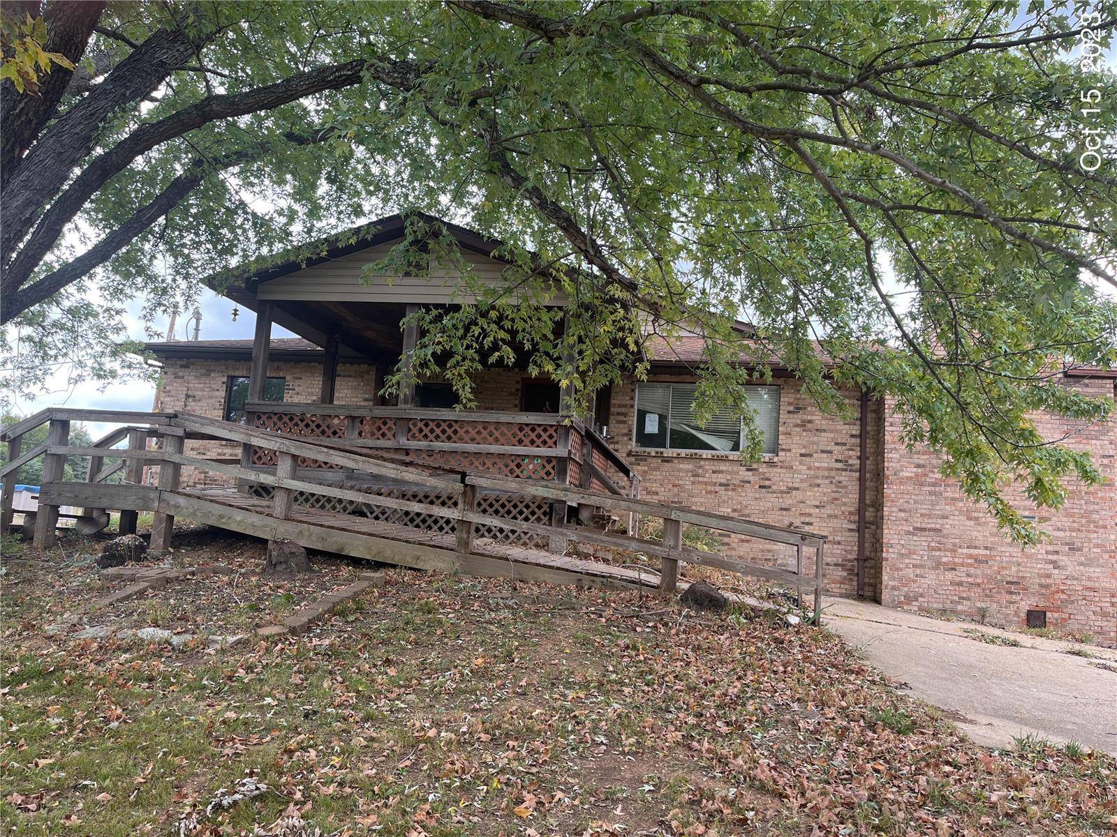 895 Cheshire LN, Robertsville, MO 63072