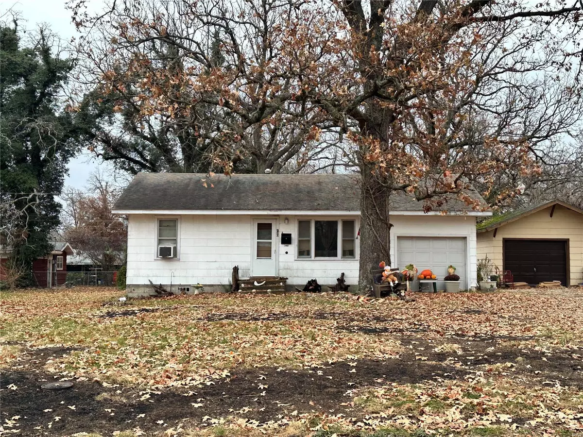 Lebanon, MO 65536,740 Bennett ST