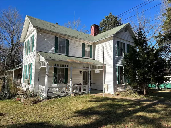 115 S College ST, Arcadia, MO 63621