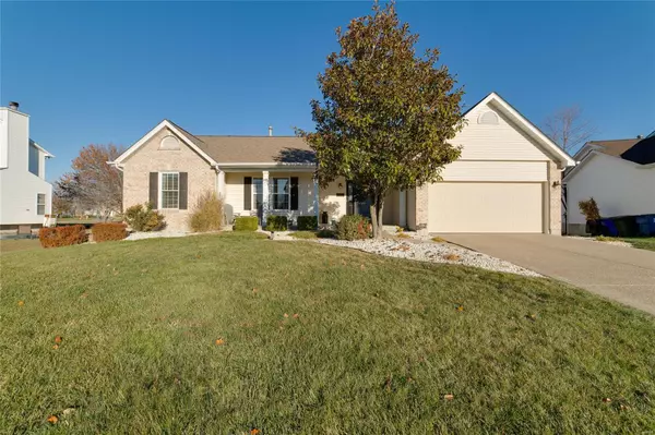 4 Brave Frontier CT, Dardenne Prairie, MO 63368