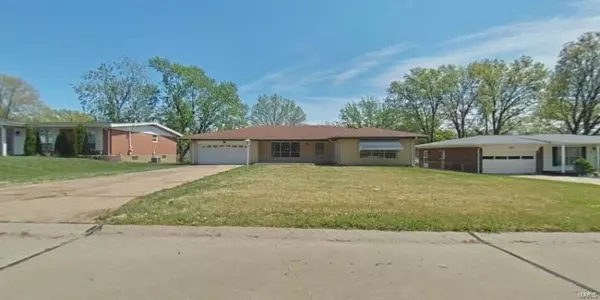 Florissant, MO 63034,13990 Le Sabre DR