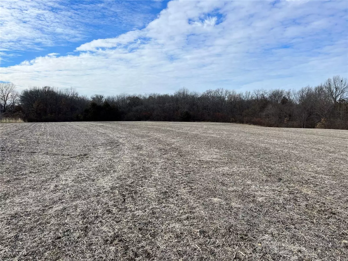 Eolia, MO 63344,0 White LN