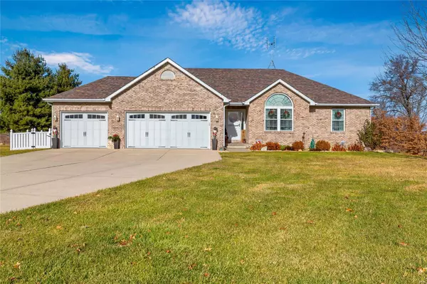 Marine, IL 62061,972 Country Pointe LN