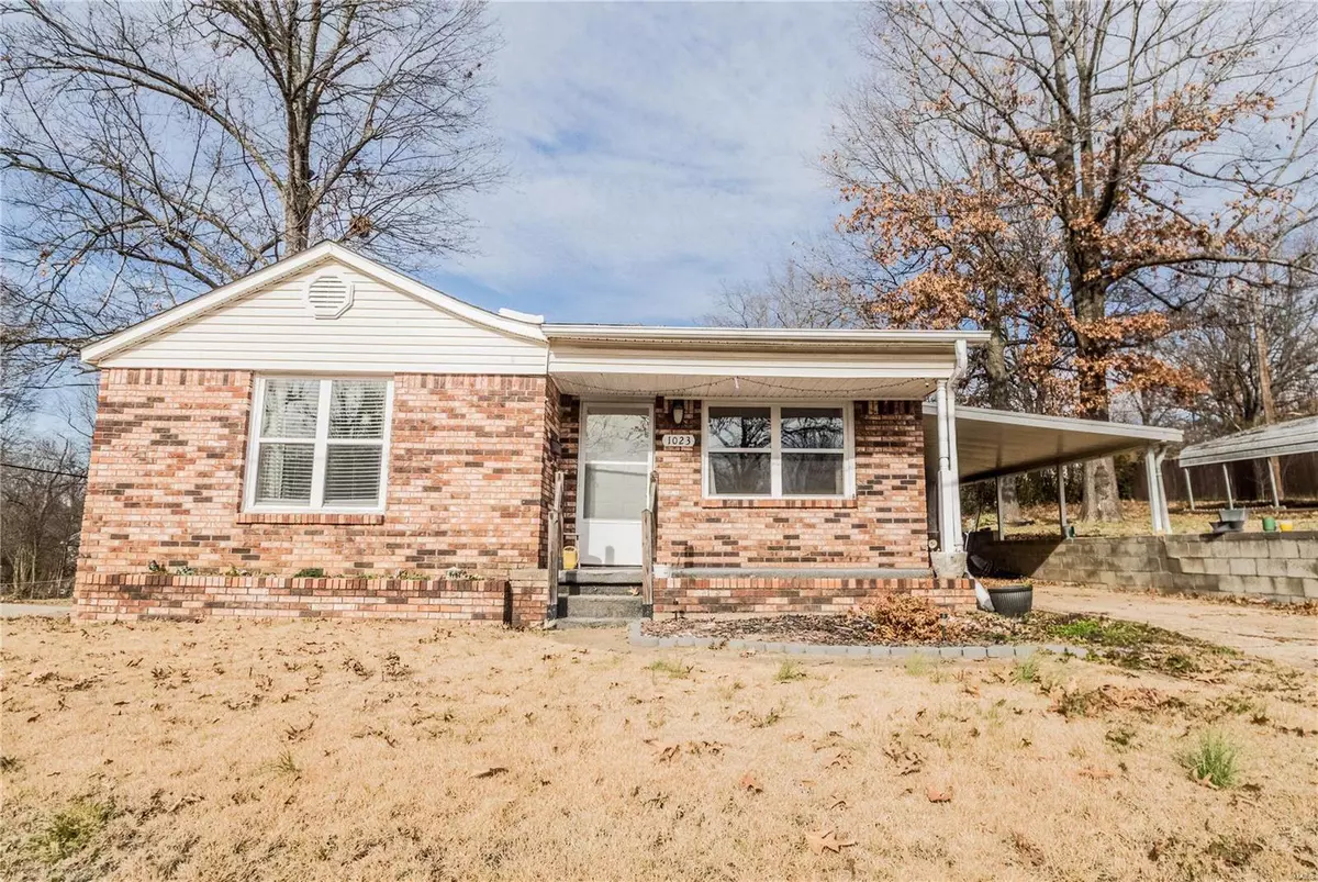 Poplar Bluff, MO 63901,1023 Pershing ST