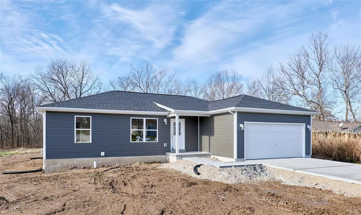 Winfield, MO 63389,151 Sycamore Creek DR