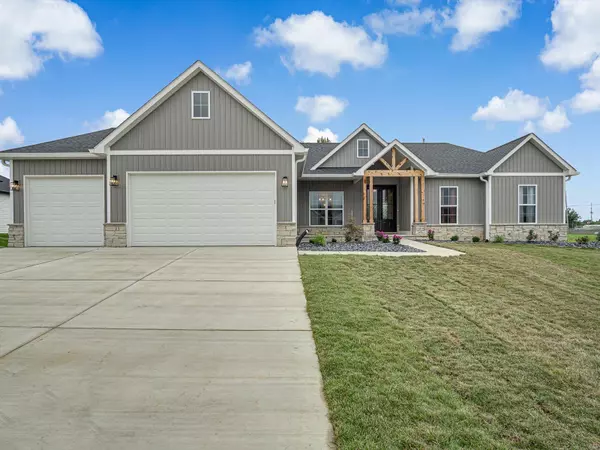 4016 TBB Autumn Oak DR, Smithton, IL 62285