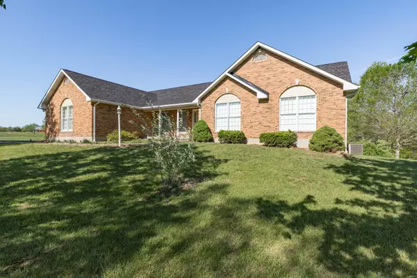 De Soto, MO 63020,2 Whispering Pines