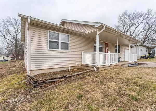 Ash Grove, MO 65604,502 W MILL ST