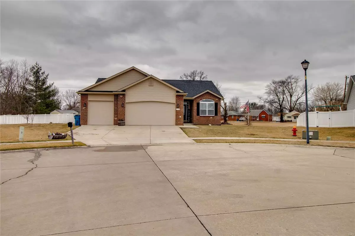 Bethalto, IL 62010,108 Gabrielle CIR