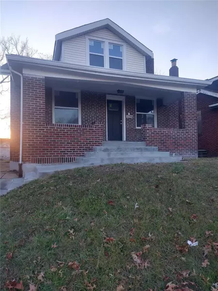 5980 Astra, St Louis, MO 63147