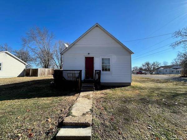 706 S Warfel ST,  Salem,  MO 65560