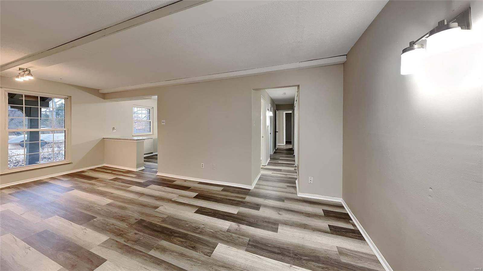 Hazelwood, MO 63042,8736 Santa Bella DR #C