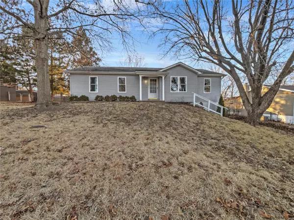 2413 Sue Lynn DR, High Ridge, MO 63049