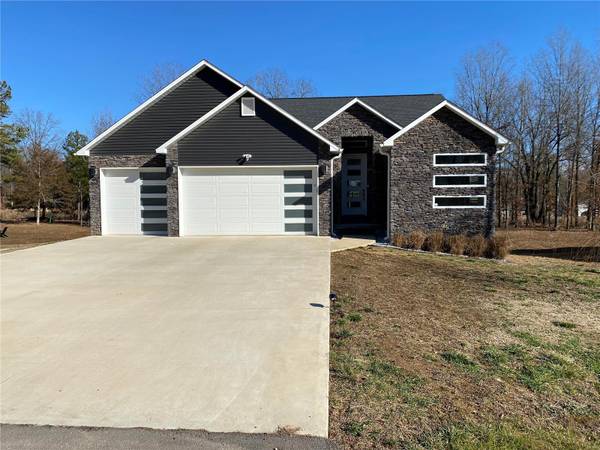 324 Caytie TRL, Poplar Bluff, MO 63901