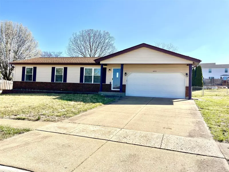 2052 Saint Christopher Way, Arnold, MO 63010