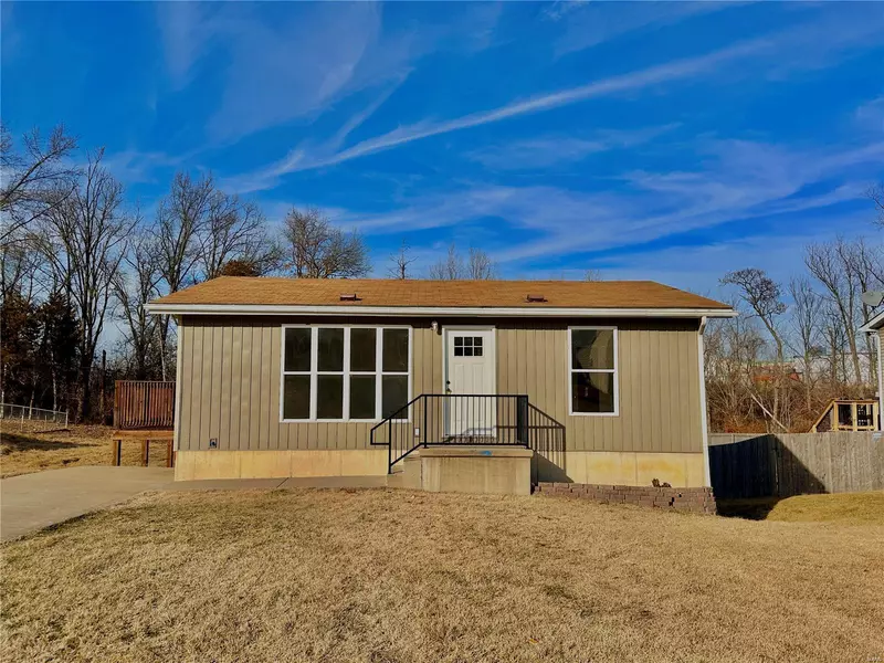 205 Juni WAY, Truesdale, MO 63380