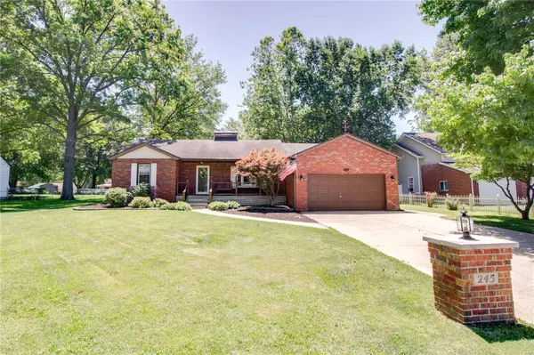 East Alton, IL 62024,245 Westwood PL