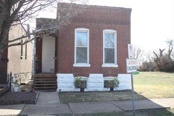 4036 Garfield AVE,  St Louis,  MO 63113