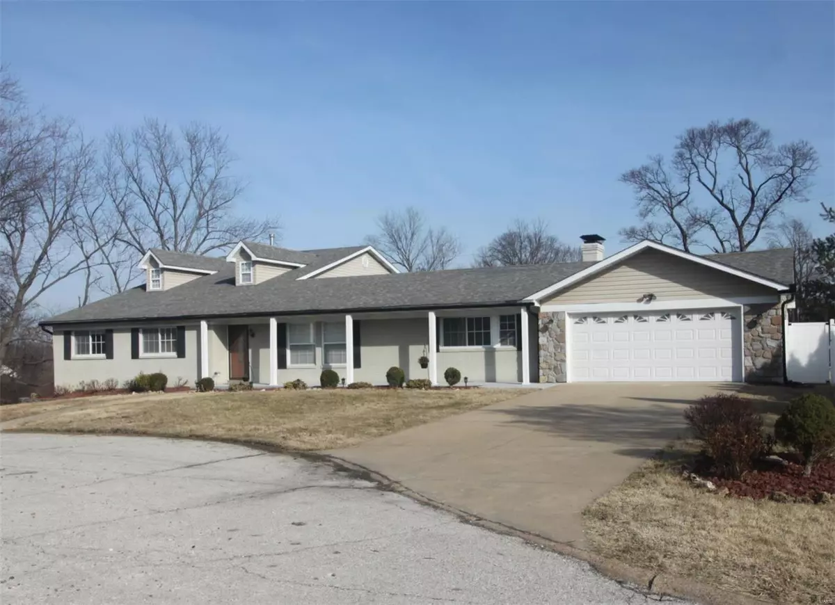 Olivette, MO 63132,7 Char Bea LN