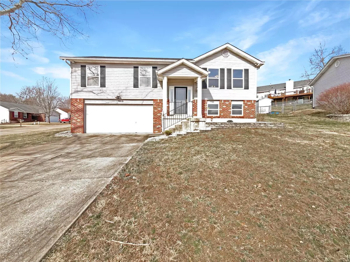 Arnold, MO 63010,1135 Peach Blossom DR