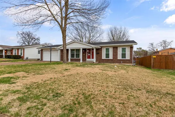 Hazelwood, MO 63042,7422 Georgetown DR