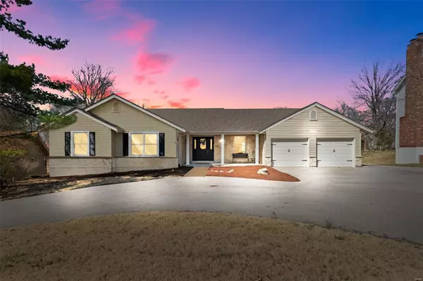 1358 Bridge Creek TRL, Ellisville, MO 63021