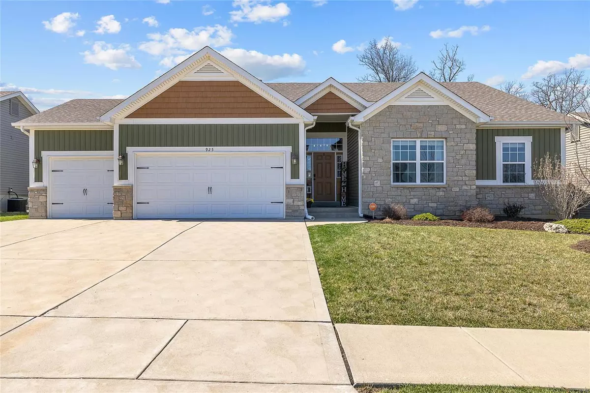 Wentzville, MO 63385,925 Mule Creek DR