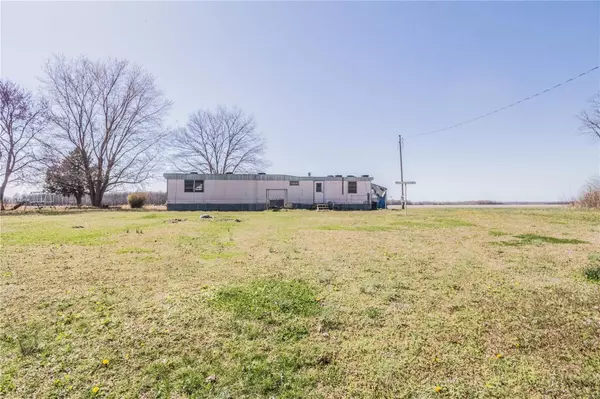 Poplar Bluff, MO 63901,338 Heron RD