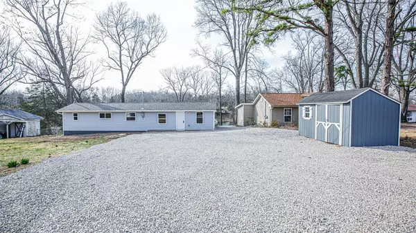 De Soto, MO 63020,4308 Dock DR