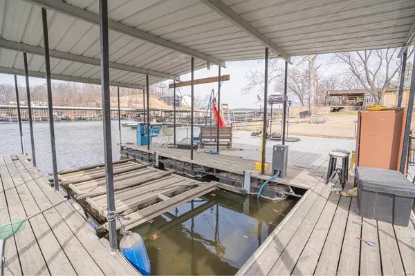 Climax Springs, MO 65324,585 El Lago DR