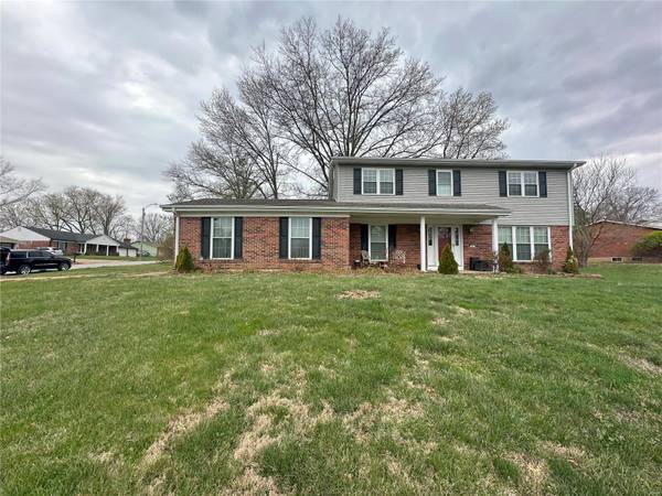 311 Breezeview DR,  Ballwin,  MO 63021