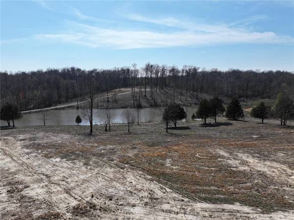 146 Old Wagon Trail,  Jackson,  MO 63755