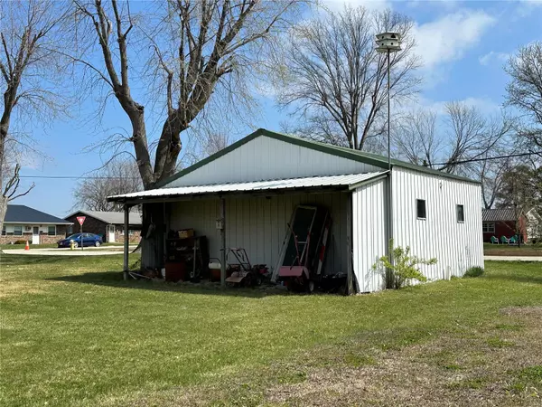 Owensville, MO 65066,512 E JEFFERSON AVE