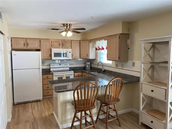 St Louis, MO 63125,852 Dumont PL