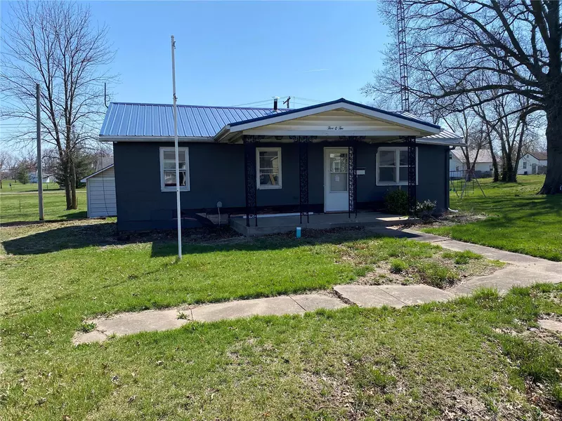 502 E State ST, Vandalia, MO 63382