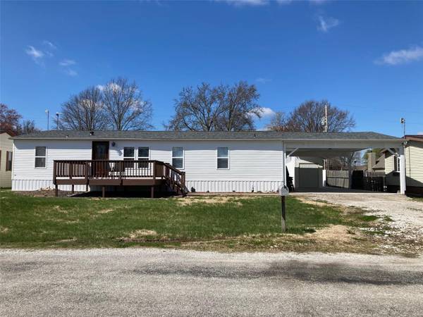 5 Sunset DR,  Carlyle,  IL 62231